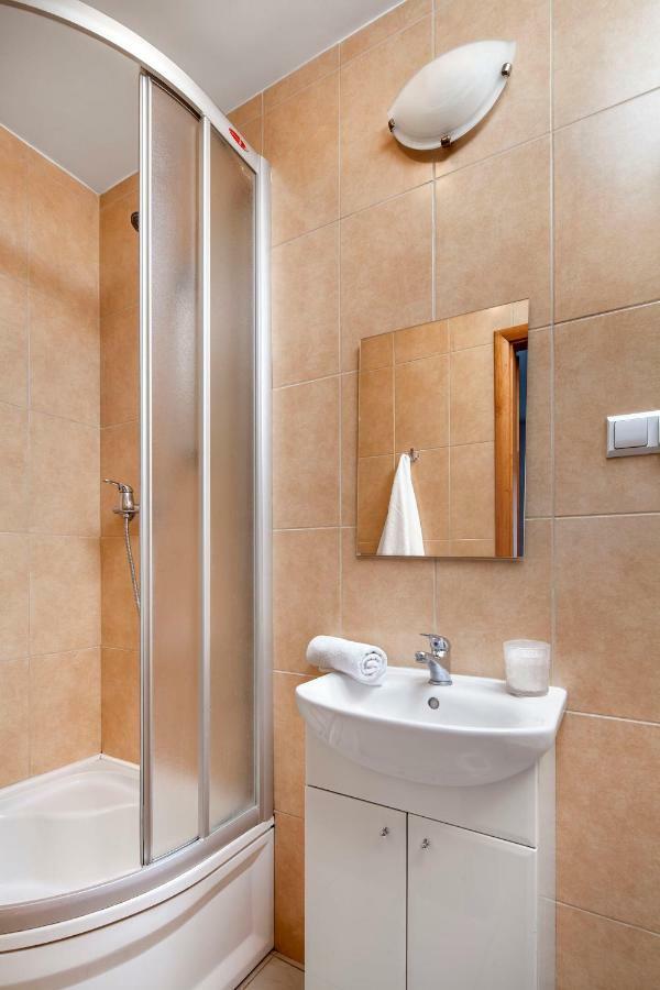 Sleepy3City Apartments Abrahama 16 Gdynia Bagian luar foto