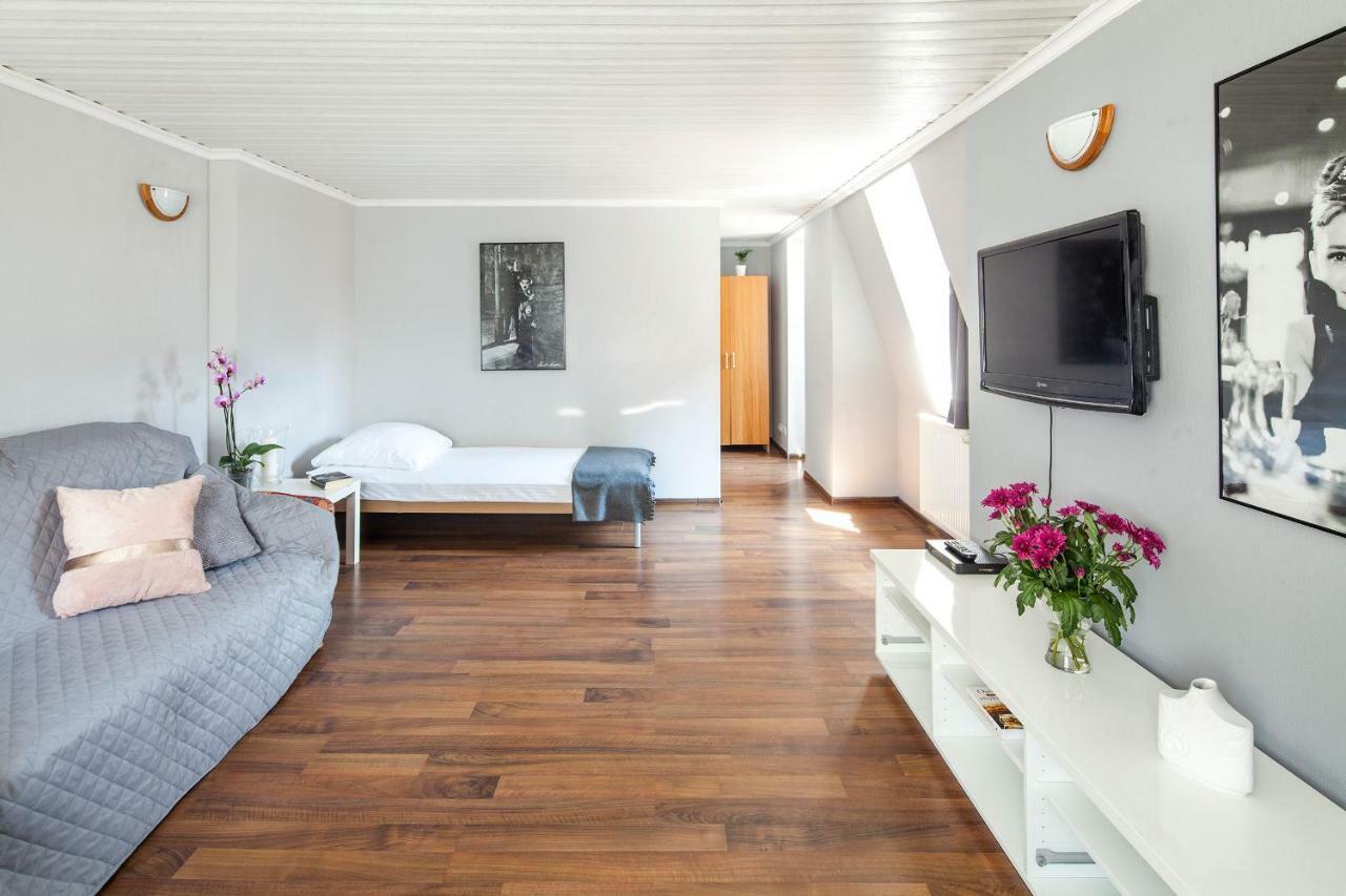 Sleepy3City Apartments Abrahama 16 Gdynia Bagian luar foto